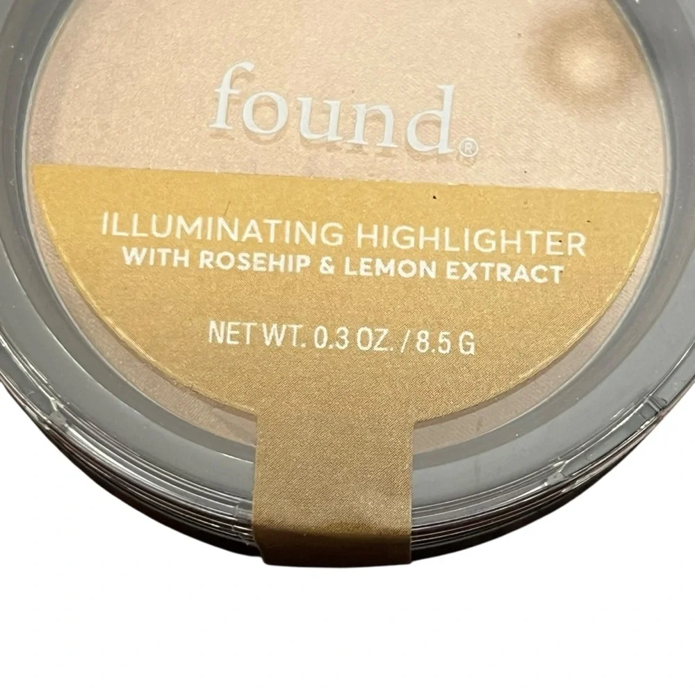 Found ILLUMINATING HIGHLIGHTER w/ Rosehip & Lemon Extract .3 oz NEW Hatch Beauty